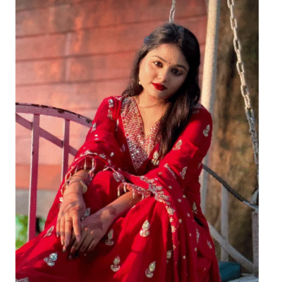 Royal Red Silk Bridal Lehenga - Image 4