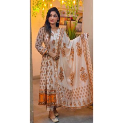 সুতি কাপড়ের গ্রাউন্ড/গোল থ্রি পিস - Image 3